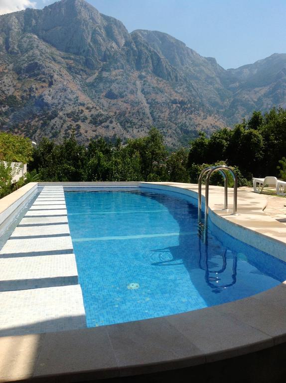 Villa "M Family" Kotor Exterior photo